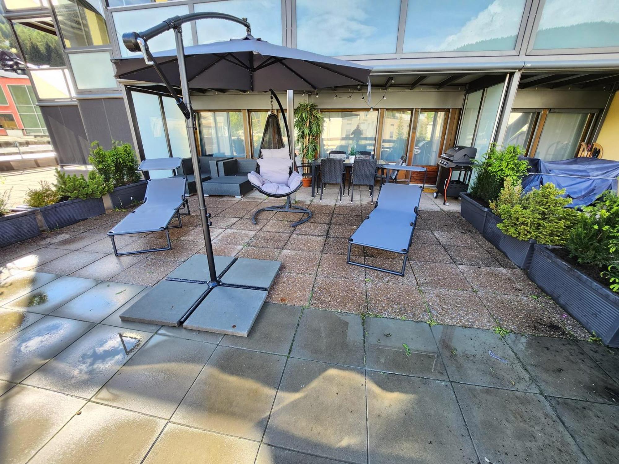 2 Neben Talstation Parsennbahn Und Buenda-lift Mit 60m2 Grosser, Privater Dachterrasse Appartamento *